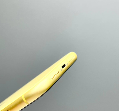 iPhone 11 256GB Yellow